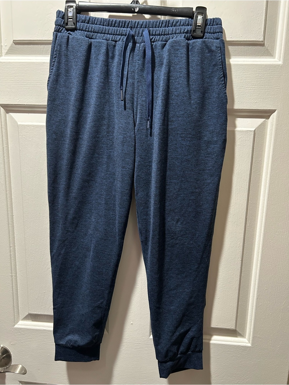 Quince Women's Flowknit Mid-Rise Jogger Pants in Heather Deep Navy Size Small